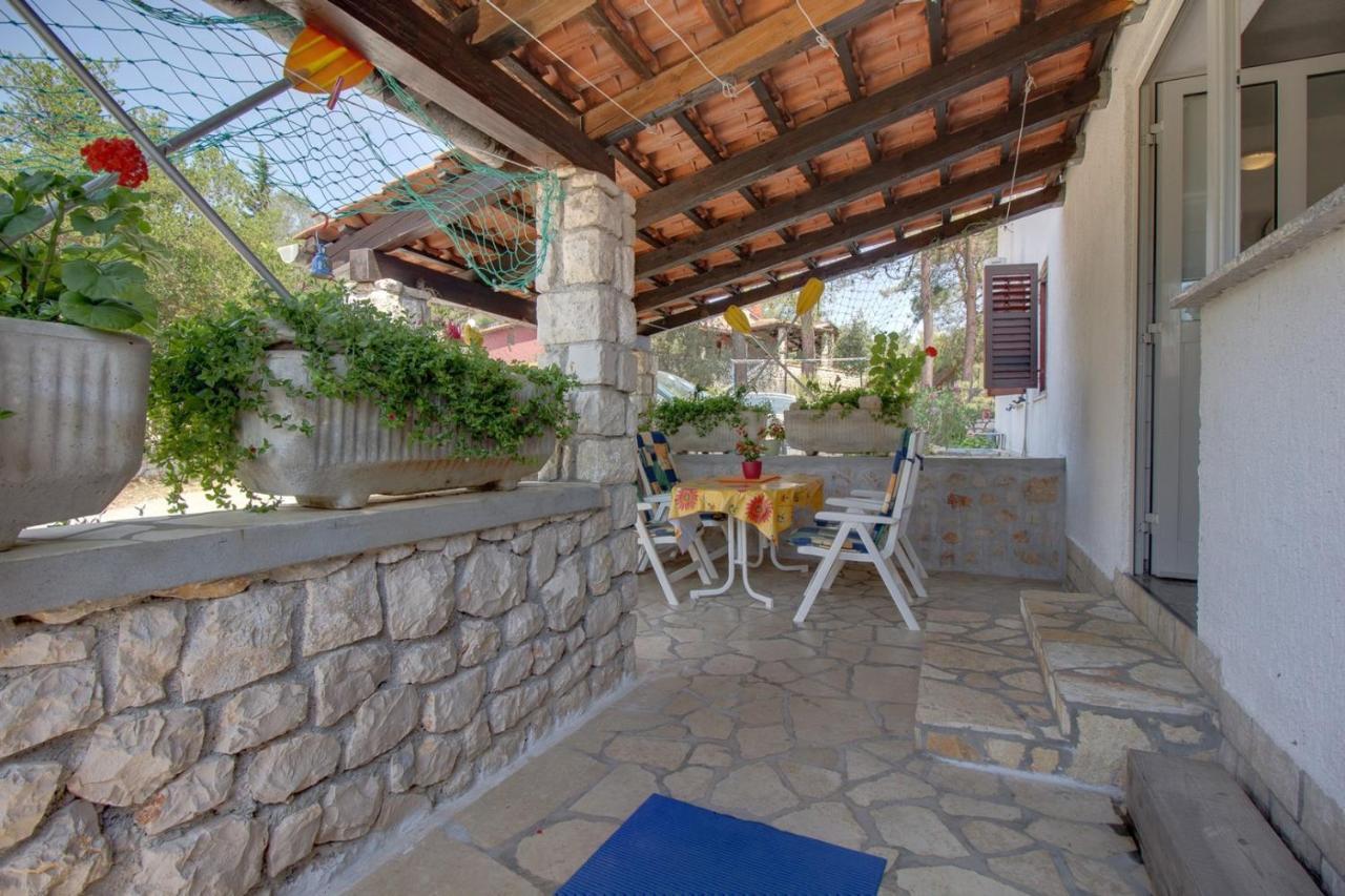 Apartment Simpatico Cunski Екстер'єр фото