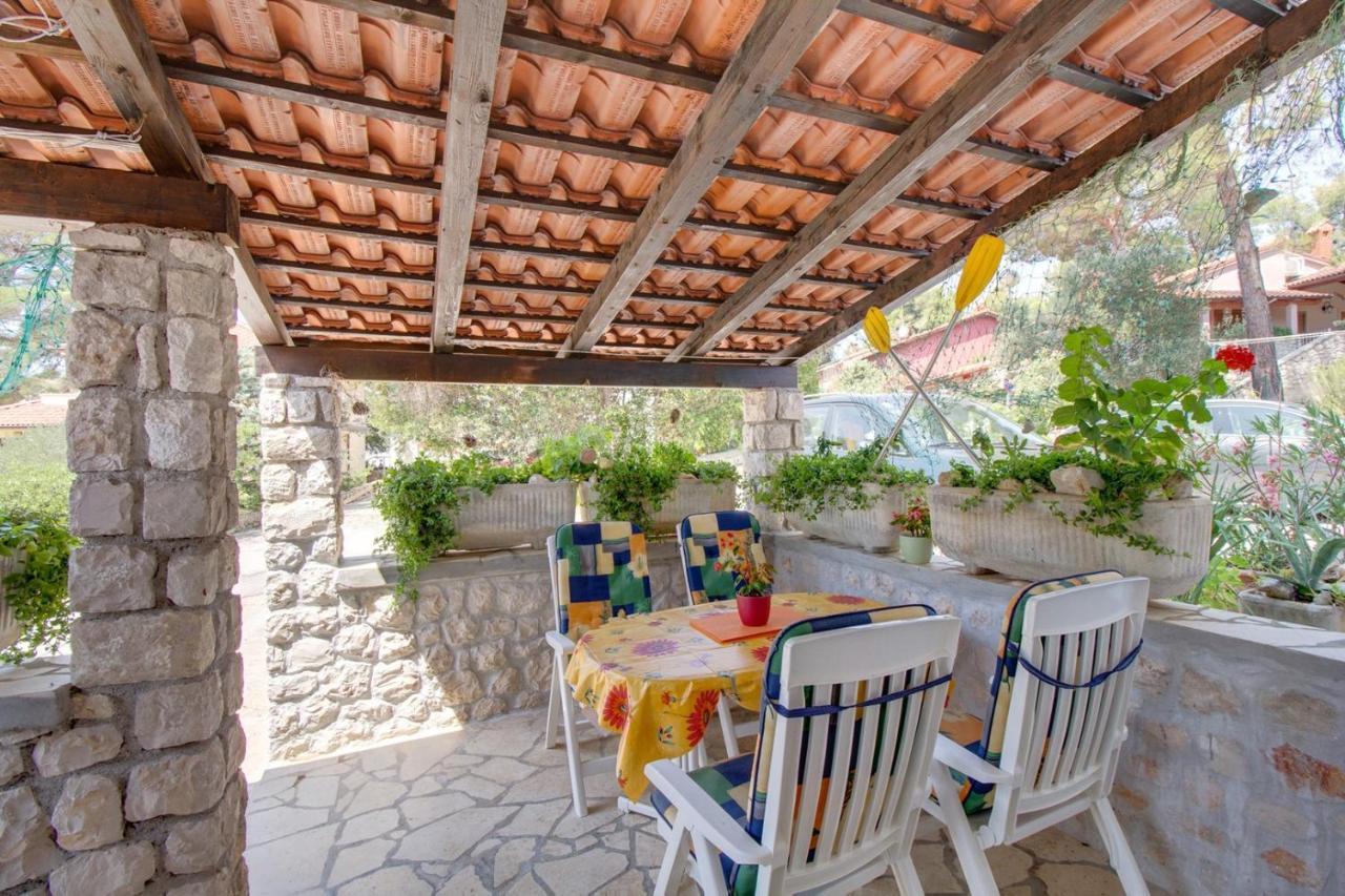 Apartment Simpatico Cunski Екстер'єр фото